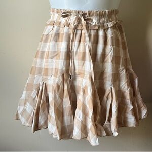 Entro EUC tan gingham ruffled hem skirt western size small